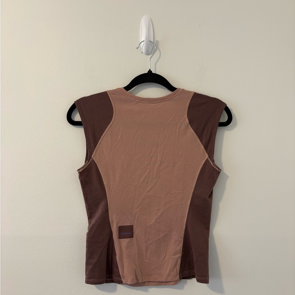 Lululemon Cap Sleeve Hiking Top Small - Picture 4 of 6